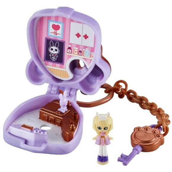 Shopkins Lil Secrets Tiny Paws Vet with Princess Moodream Micro Playset - Picture 1 of 13